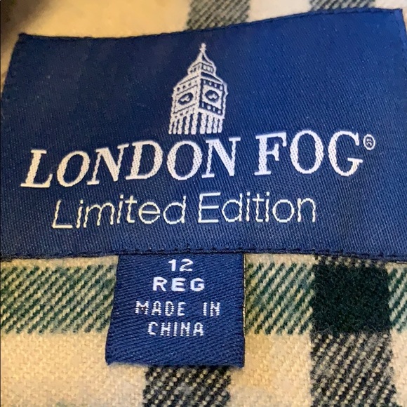 London Fog Limited Edition Coat w/ Scarf - Picture 2 of 7